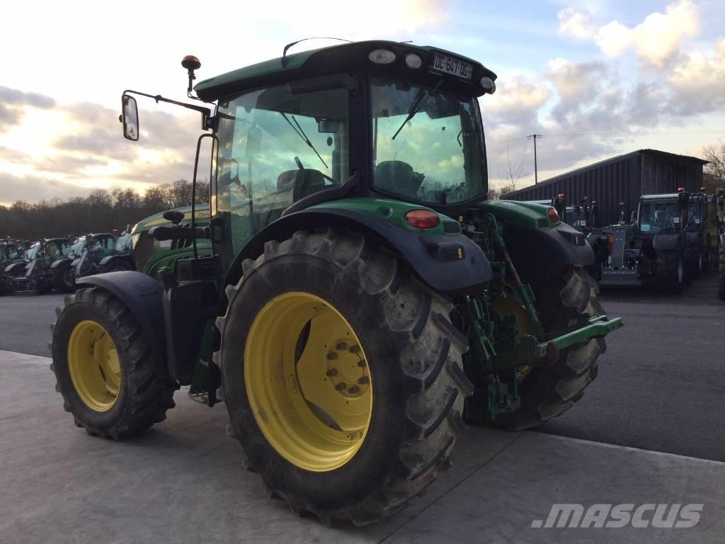 John Deere 6125R Traktory