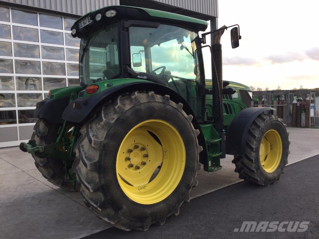 John Deere 6125R Traktory