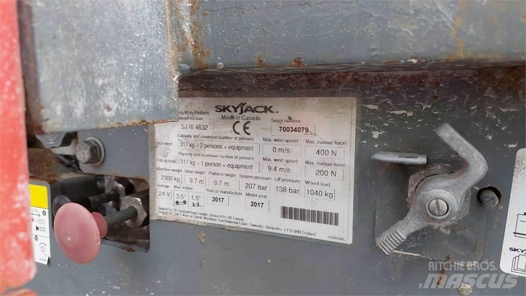 SkyJack SJIII4632 Nožnicové zdvíhacie plošiny