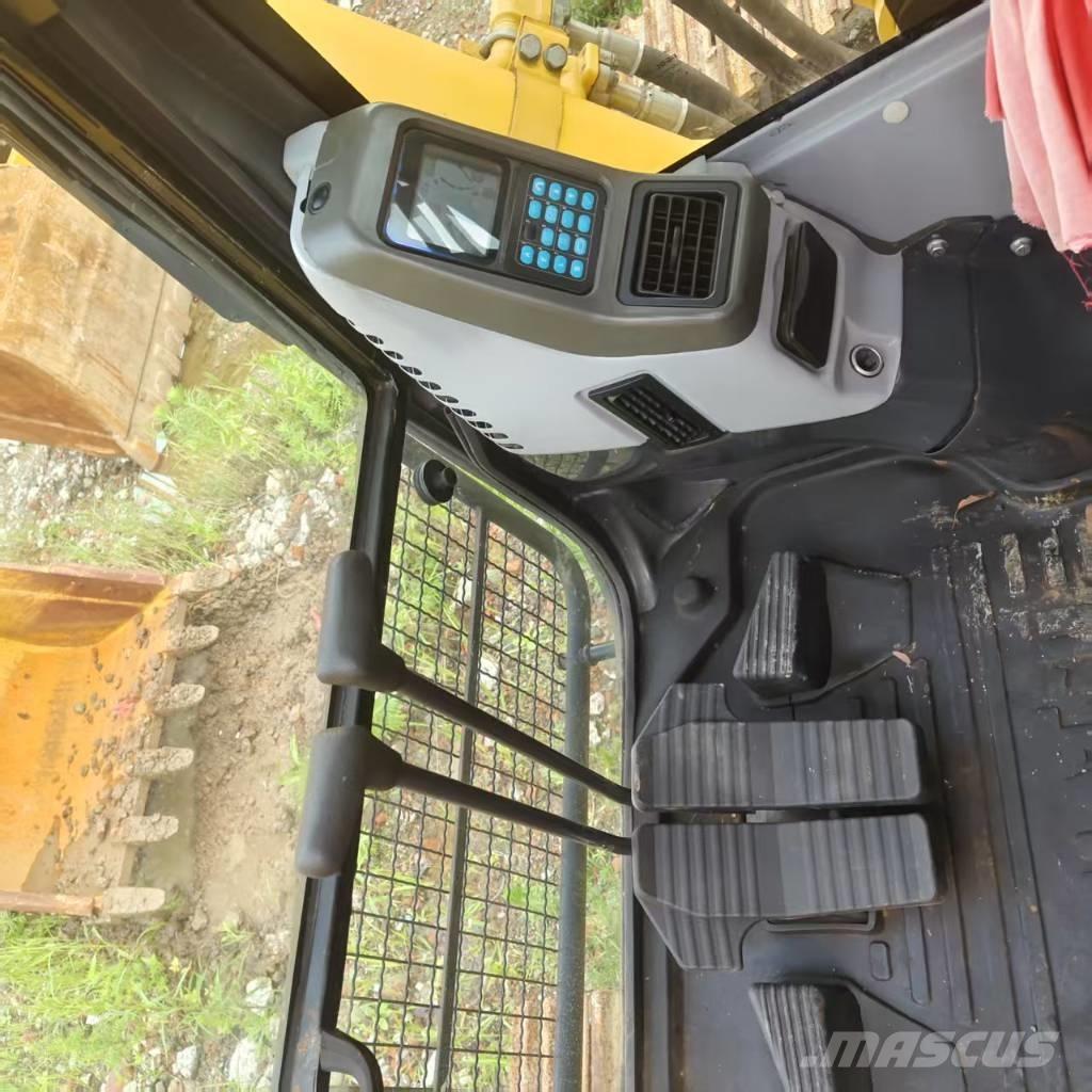 Komatsu PC 350-7 Pásové rýpadlá