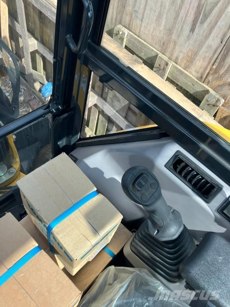 Komatsu PC 26 MR Mini rýpadlá < 7t