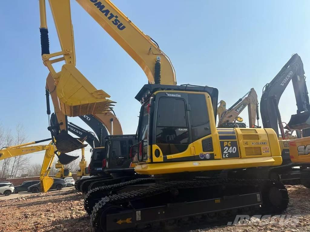 Komatsu PC 240 Pásové rýpadlá