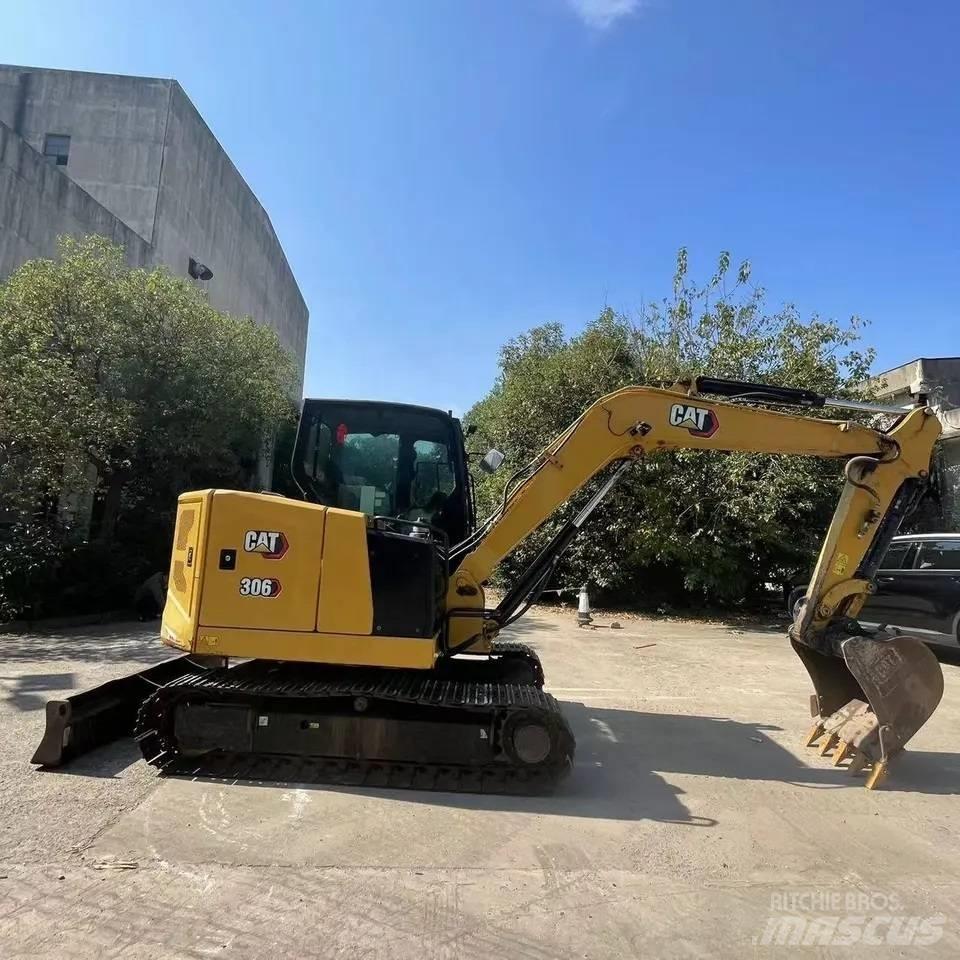CAT 306E2 Pásové rýpadlá