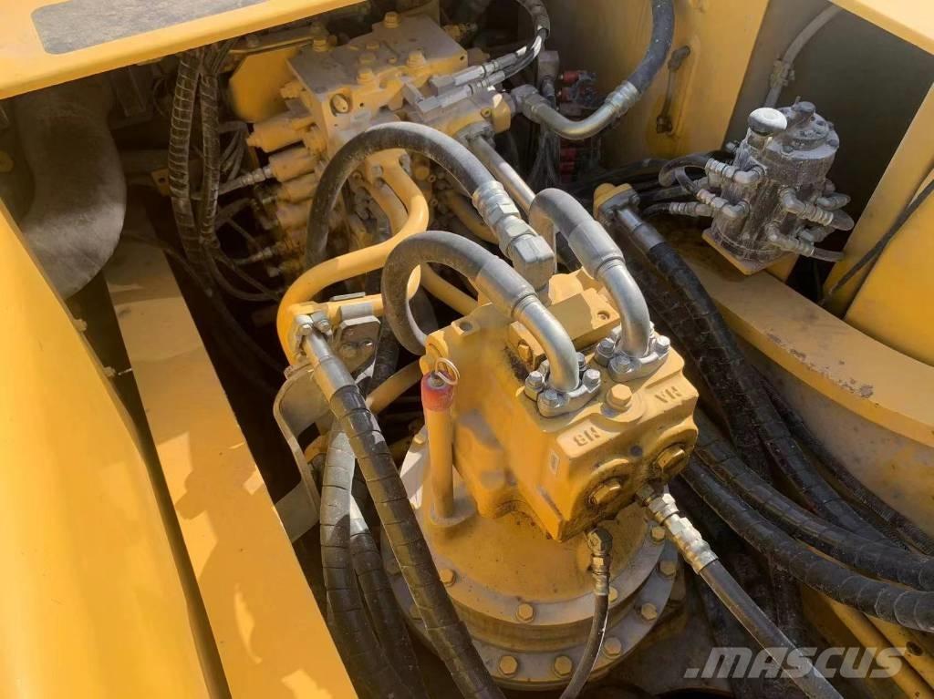 Komatsu PC 350-7 Pásové rýpadlá