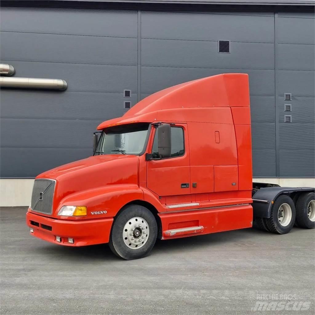 Volvo VNL-4 Ťahače