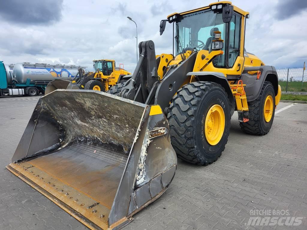 Volvo L110H Kolesové nakladače