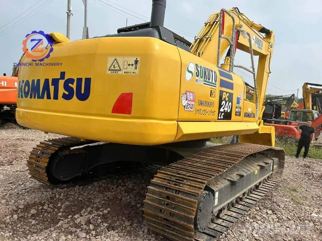 Komatsu PC 240-8 Pásové rýpadlá