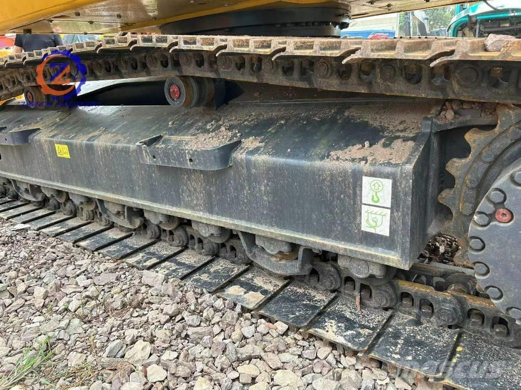 Komatsu PC 240-8 Pásové rýpadlá