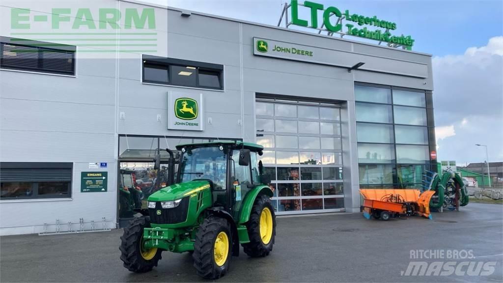 John Deere 5058E Traktory