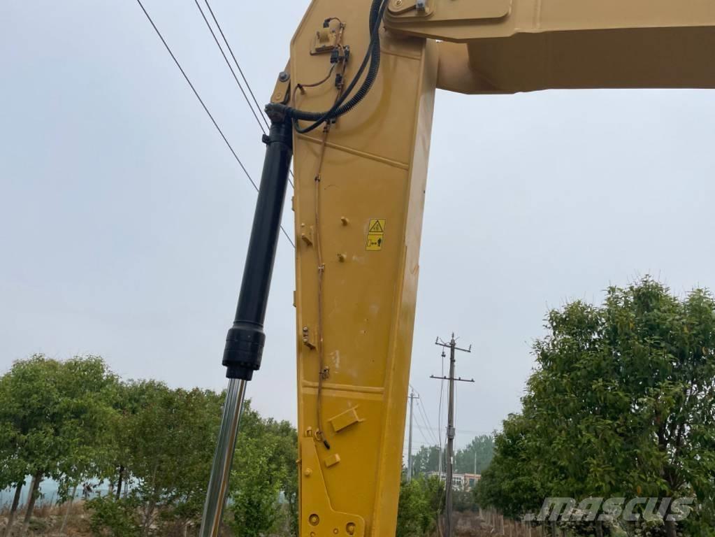 CAT 320 Pásové rýpadlá