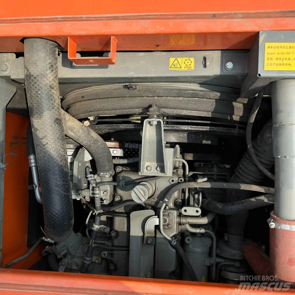 Hitachi 130 Pásové rýpadlá