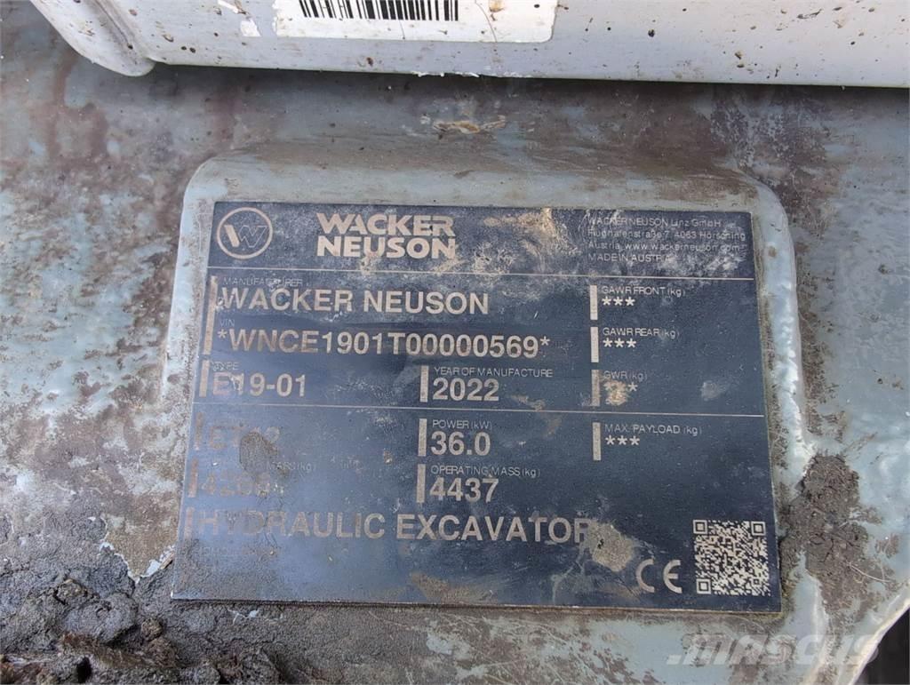 Wacker Neuson ET42 Pásové rýpadlá