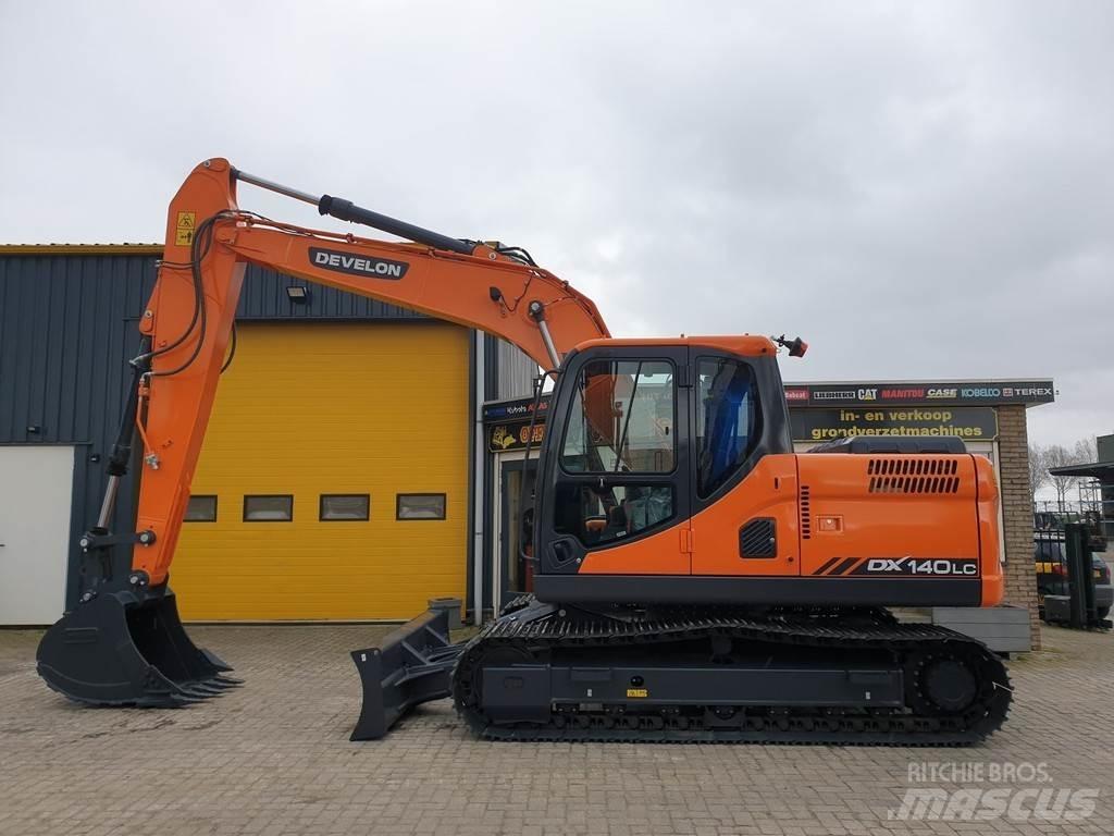 Develon DX140LC Pásové rýpadlá