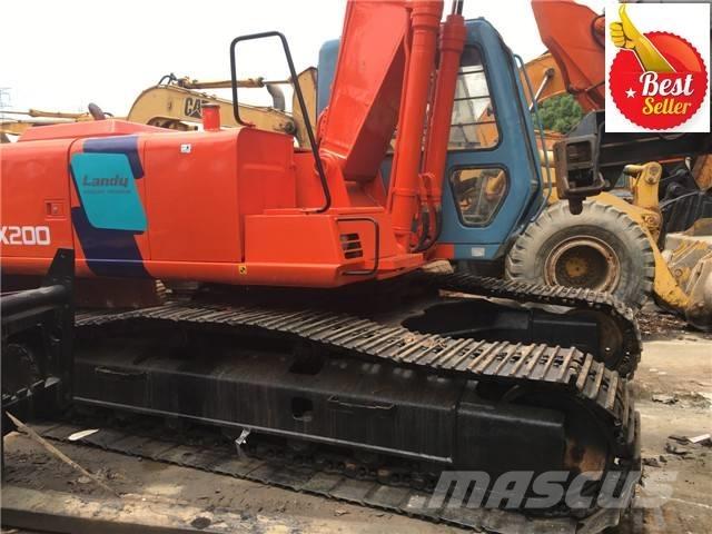 Hitachi EX 200 Pásové rýpadlá