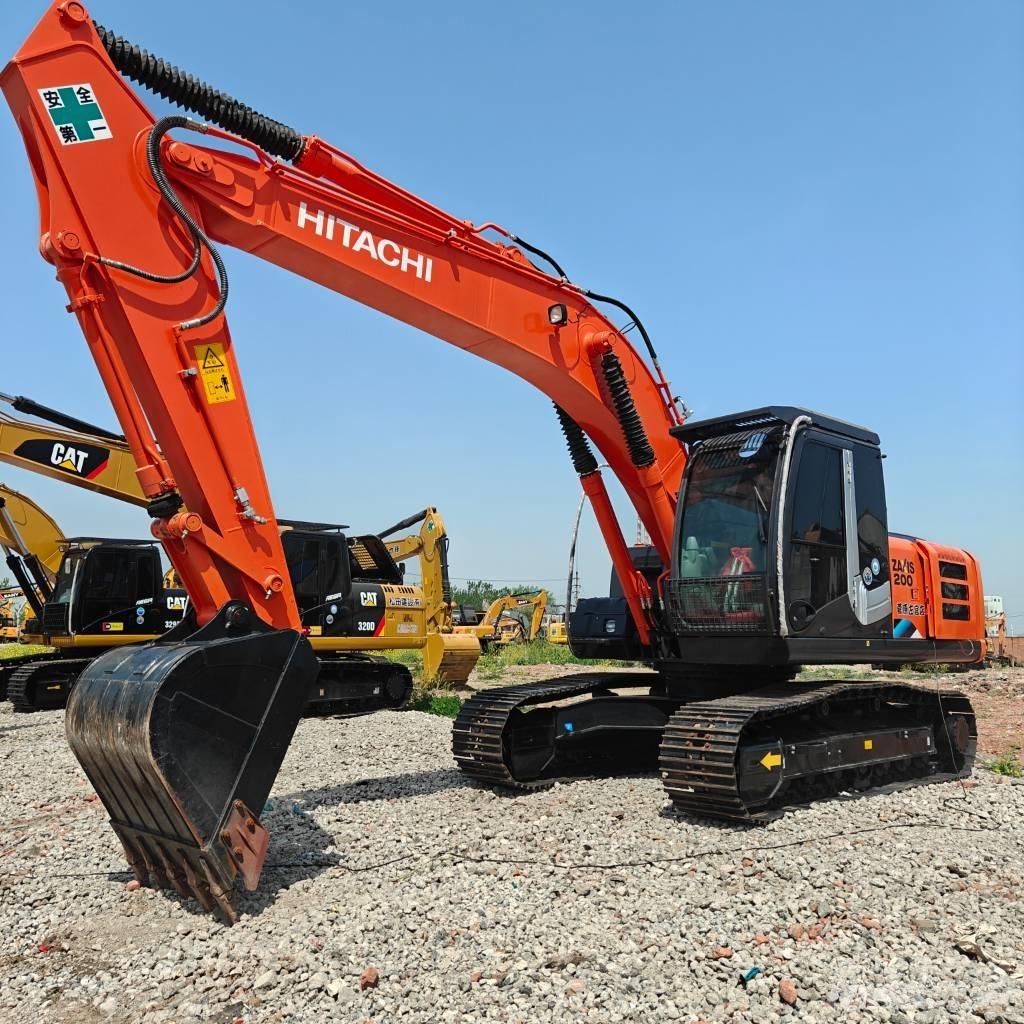 Hitachi 200-3 Pásové rýpadlá
