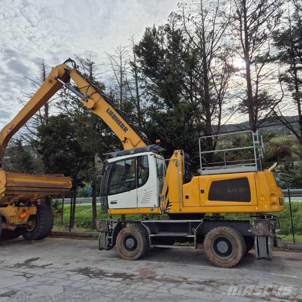 Liebherr LH 30 M Stroje pre manipuláciu s odpadom