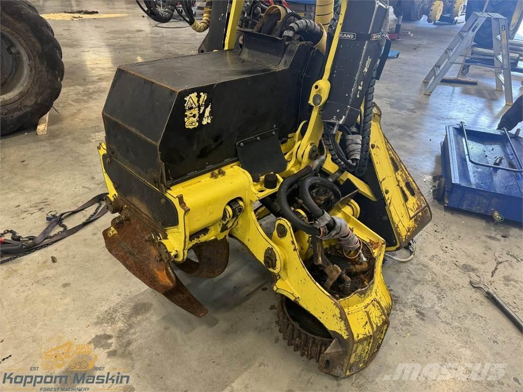 John Deere 415 Žatevné hlavy