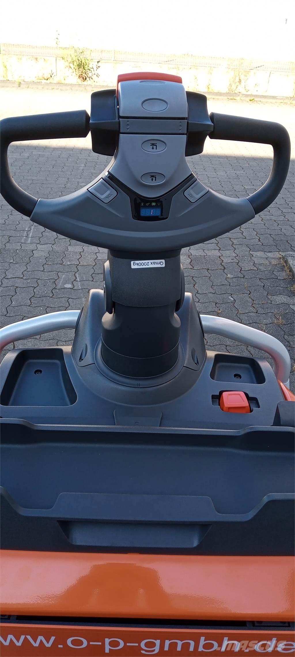 Toyota LPE200 Ručne vedené vysokozdvižné vozíky