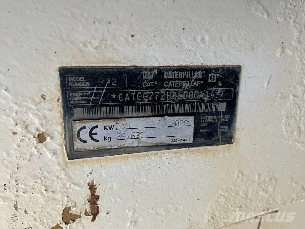 CAT 772 Pevné dempry