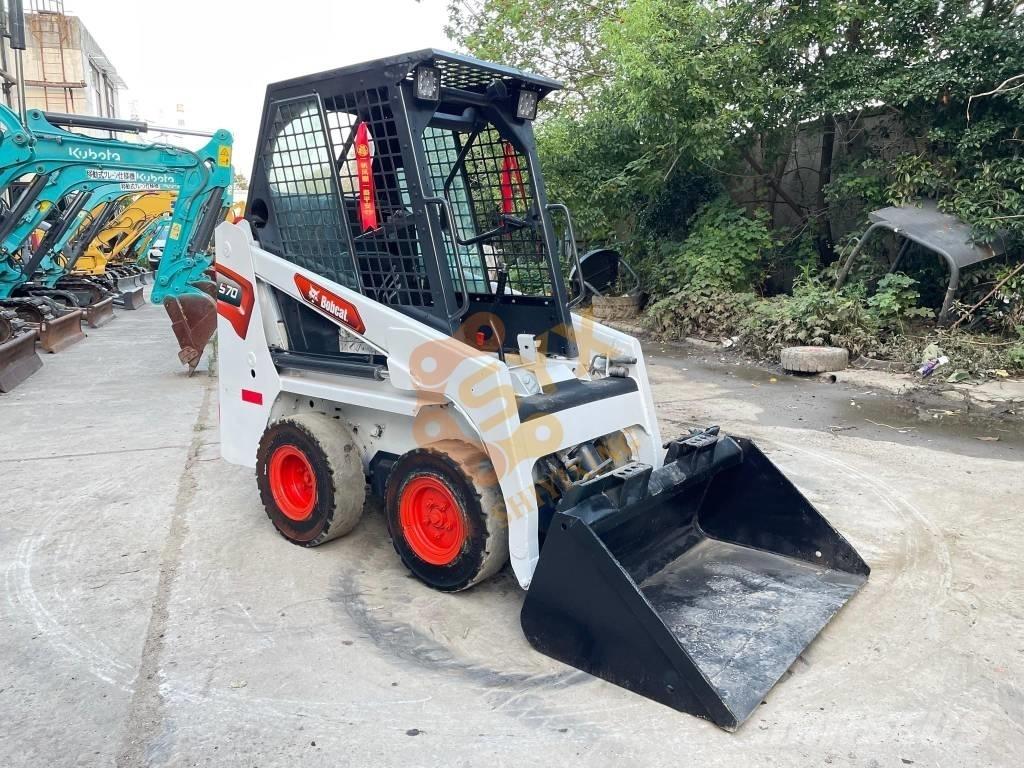 Bobcat S70 Šmykom riadené nakladače