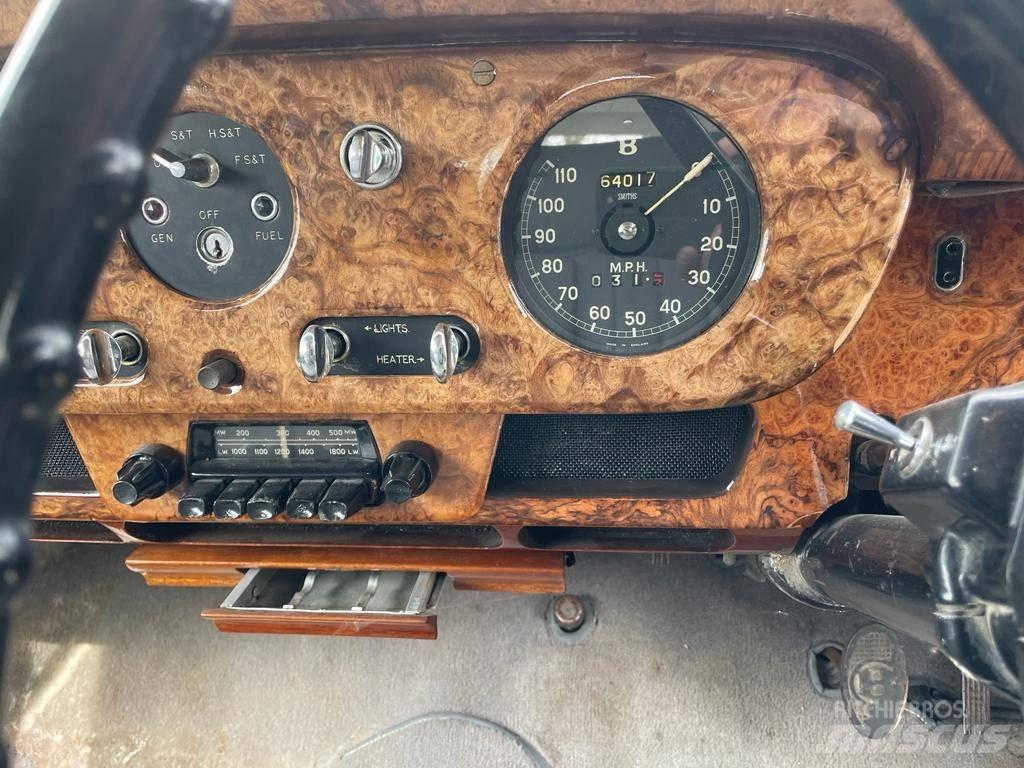 Bentley S1 Automobily