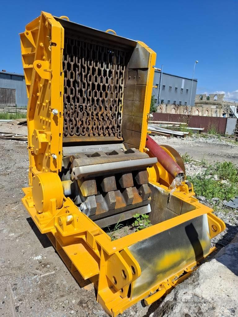 Terex Pegson 4242 SR Drviče