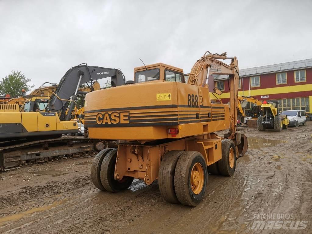 CASE 888 BP Kolesové rýpadlá
