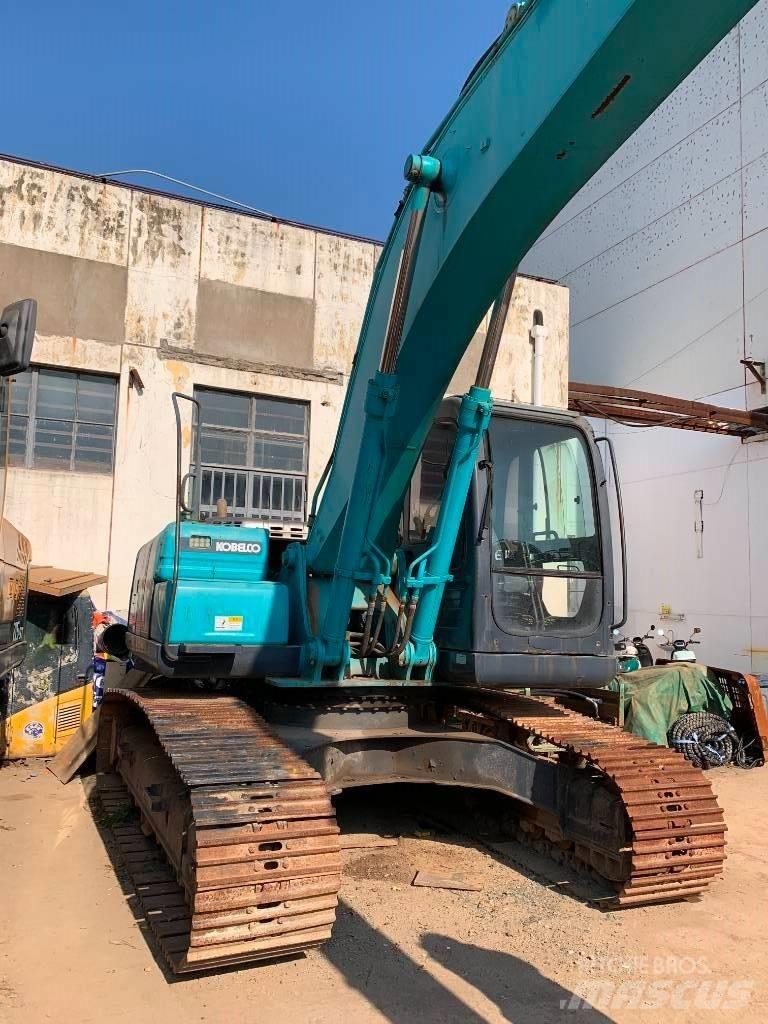 Kobelco SK 210 LC-8 Pásové rýpadlá