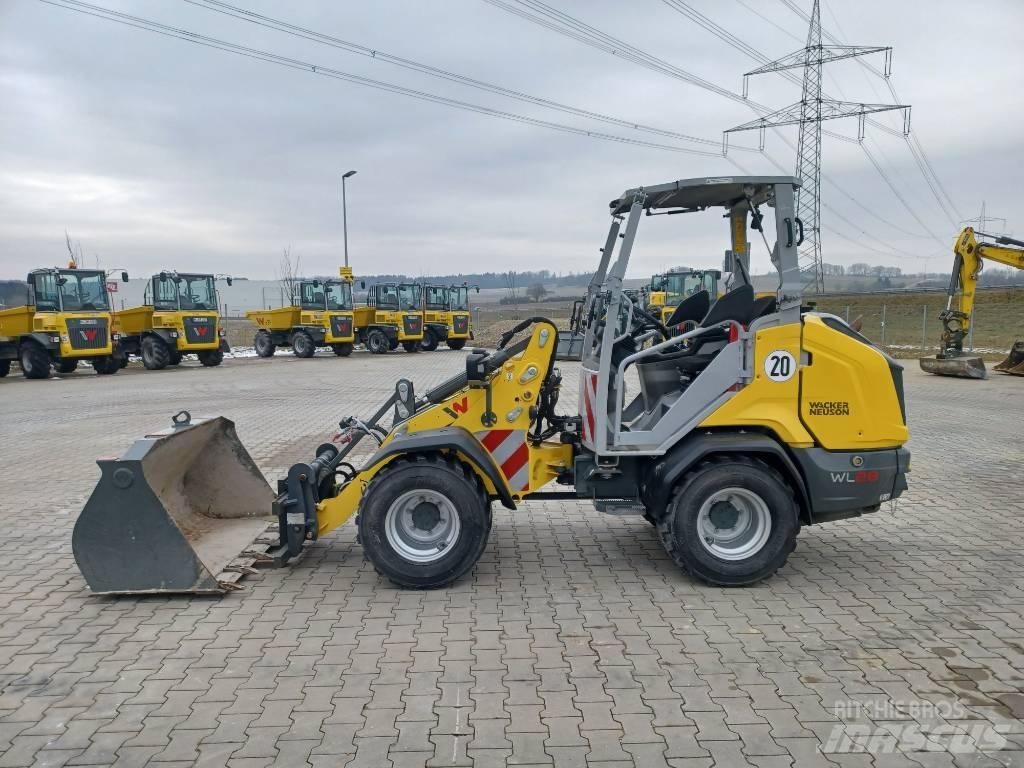 Wacker Neuson WL28 Kolesové nakladače