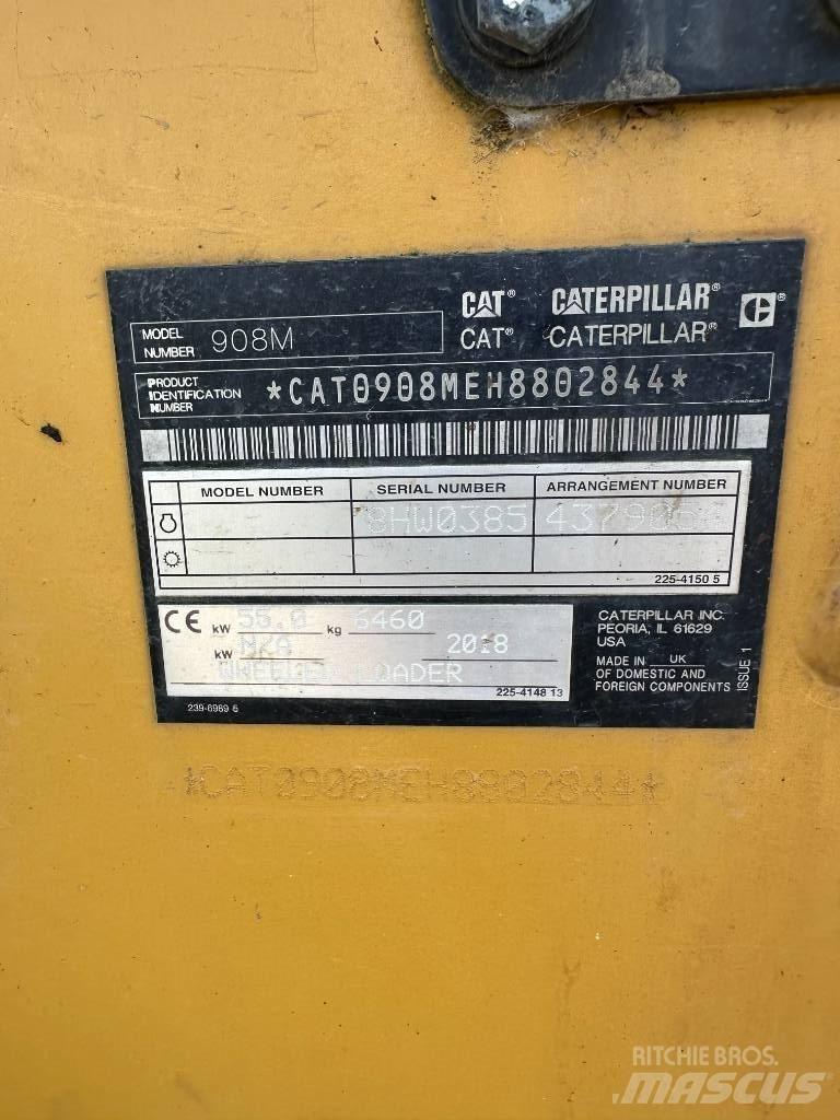 CAT 908M Kolesové nakladače