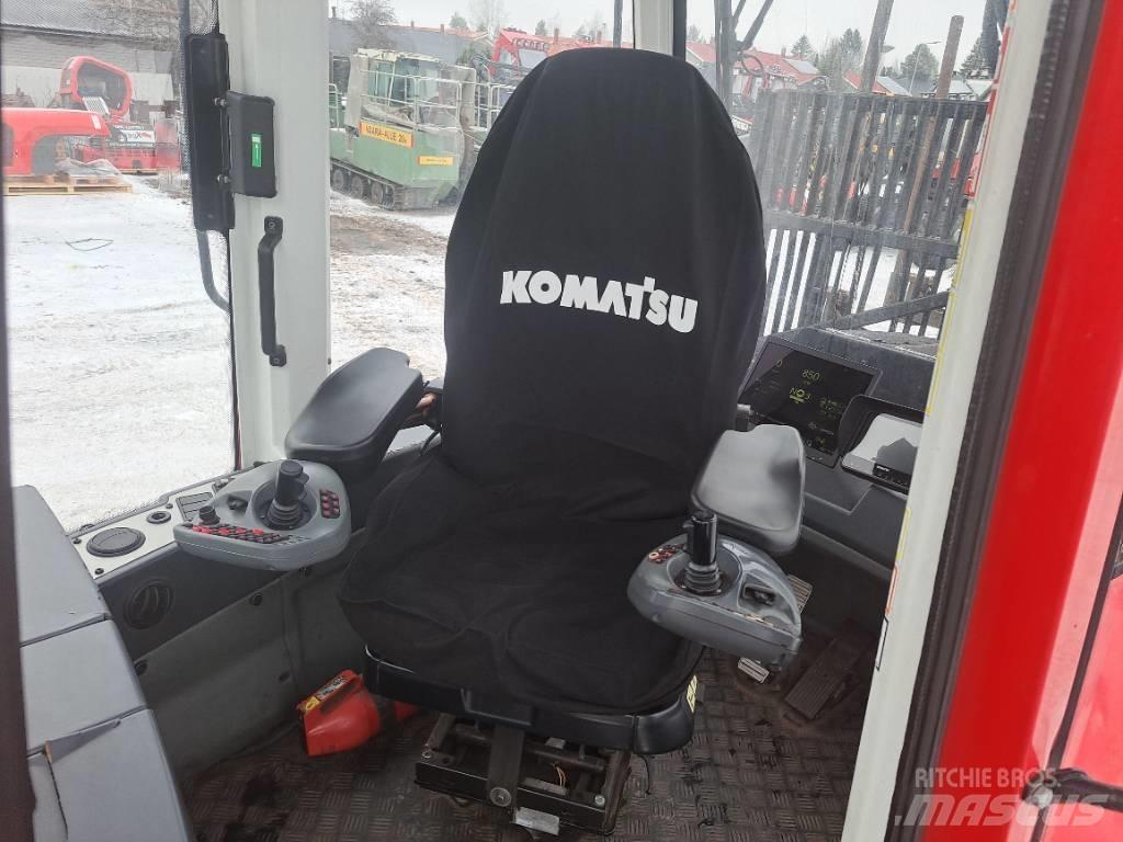 Komatsu 865 Lesné traktory