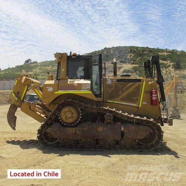 CAT D 8 T Pásové dozéry