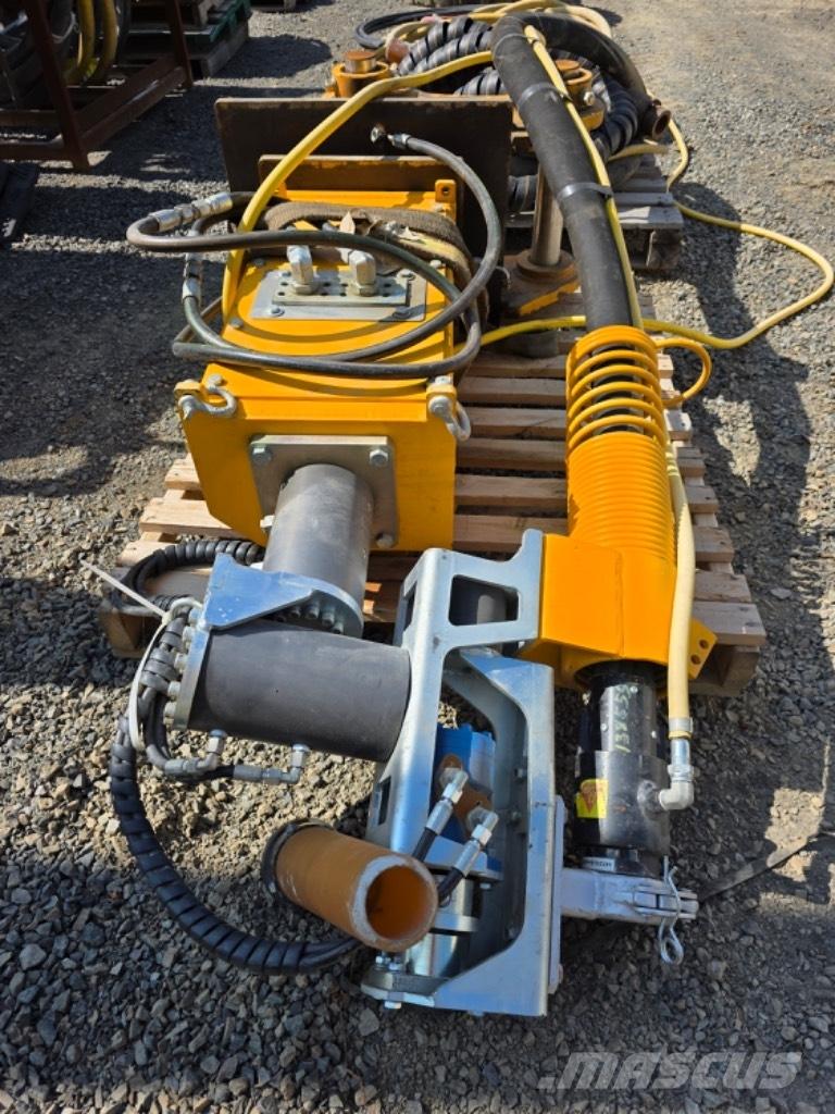 Normet Aliva (#1045) Nákladné autá s čerpadlami betónu