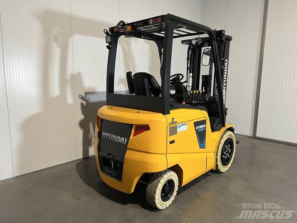 Hyundai 25BE-X Akumulátorové vozíky