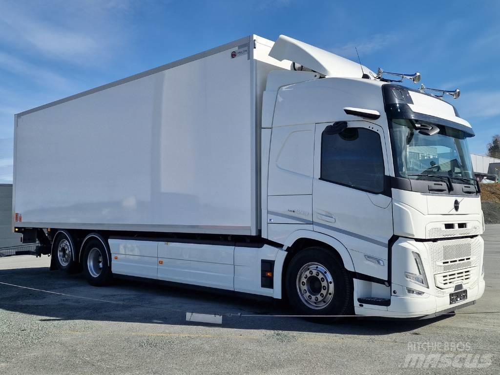 Volvo FM500 6x2 Skriňová nadstavba