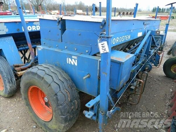 Nordsten 3 Mechanické sejačky