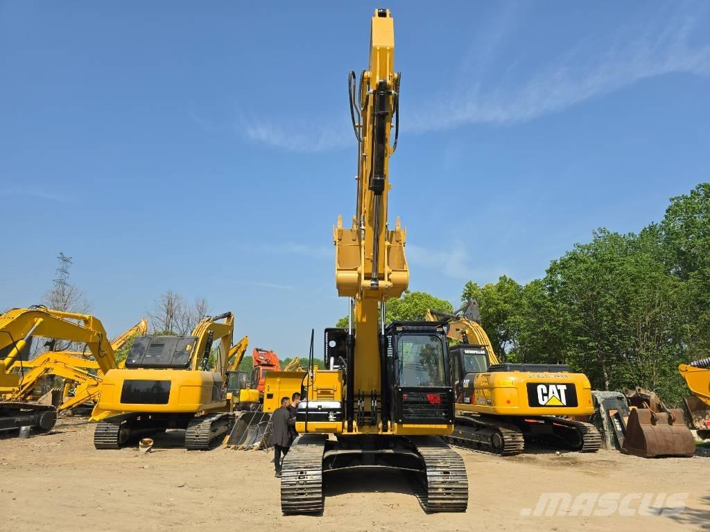 CAT 320 D 2 Midi rýpadlá 7 t - 12 t