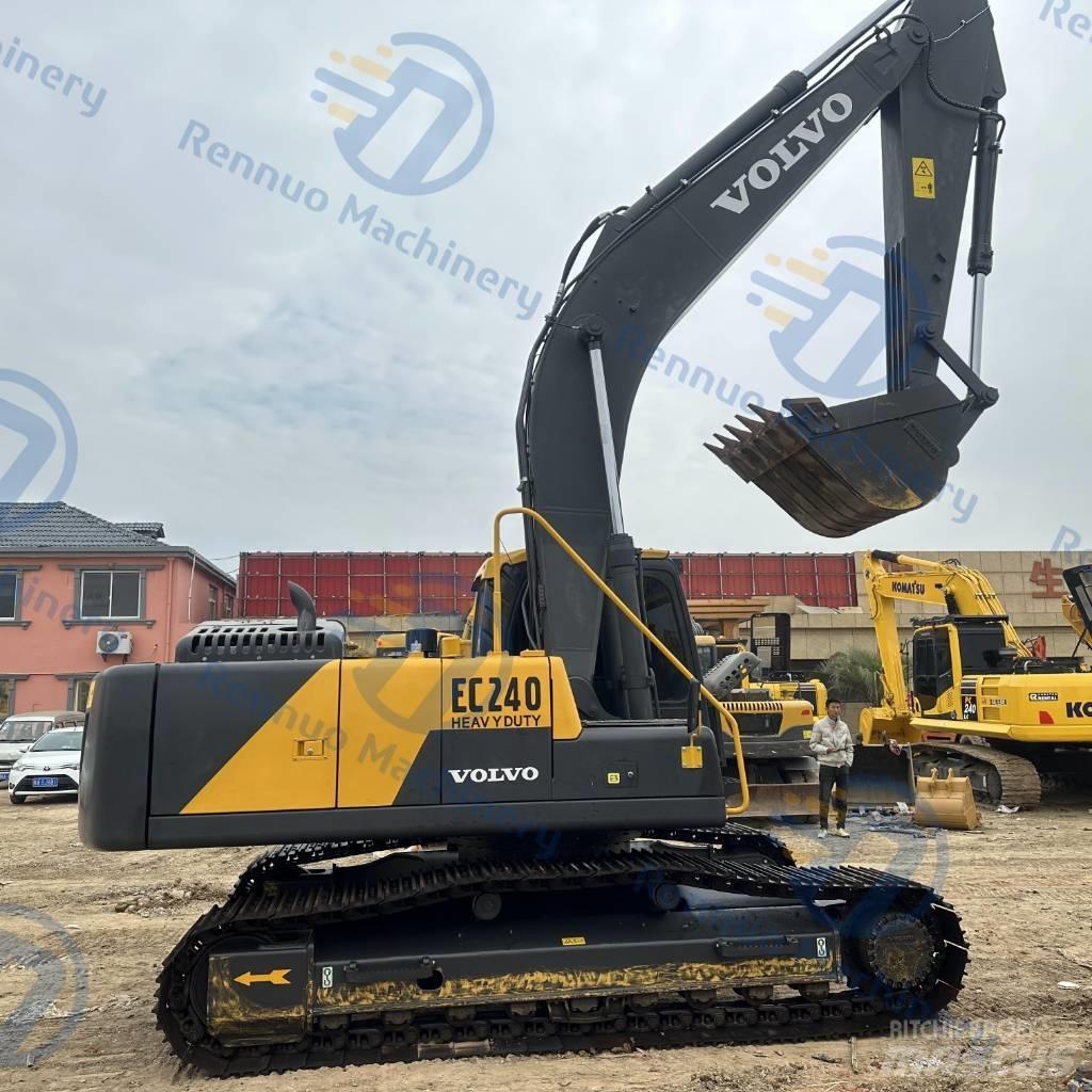 Volvo EC 240 Pásové rýpadlá