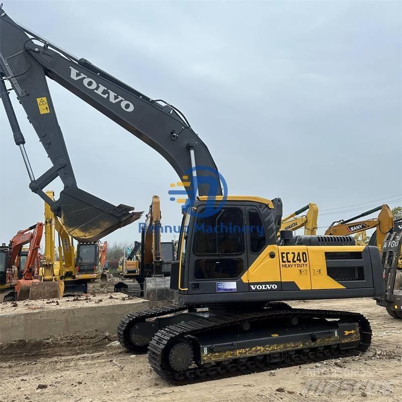 Volvo EC 240 Pásové rýpadlá