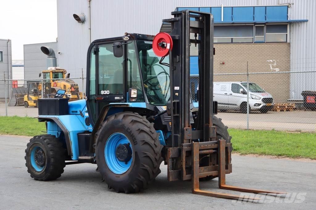 JCB 930-4 Dieselové vozíky