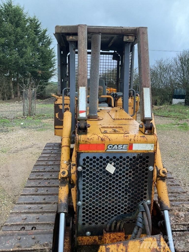 CASE 550 LT Pásové dozéry
