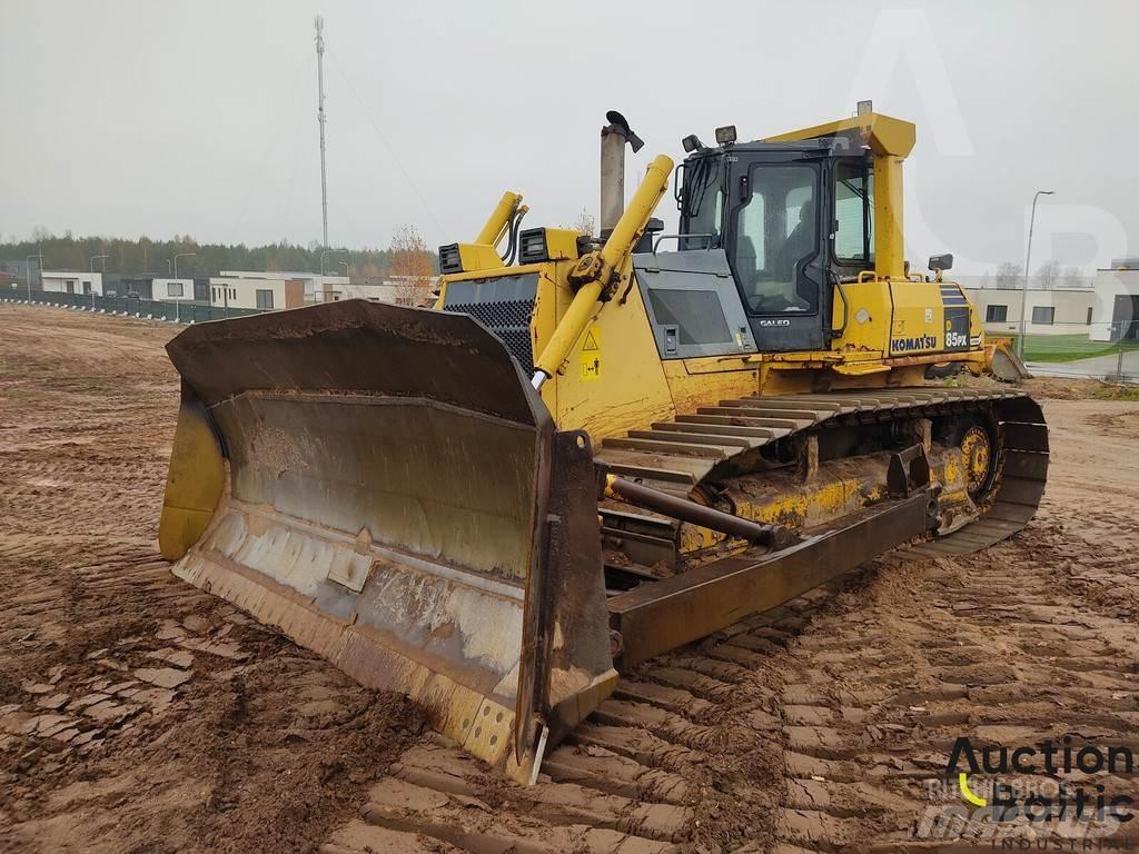 Komatsu D85PX-15 Pásové dozéry