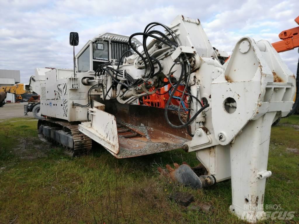 Schaeff ITC 312 H1 Špeciálne bagre