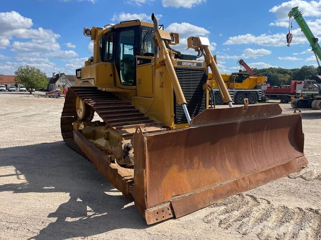 CAT D 6 T LGP Pásové dozéry