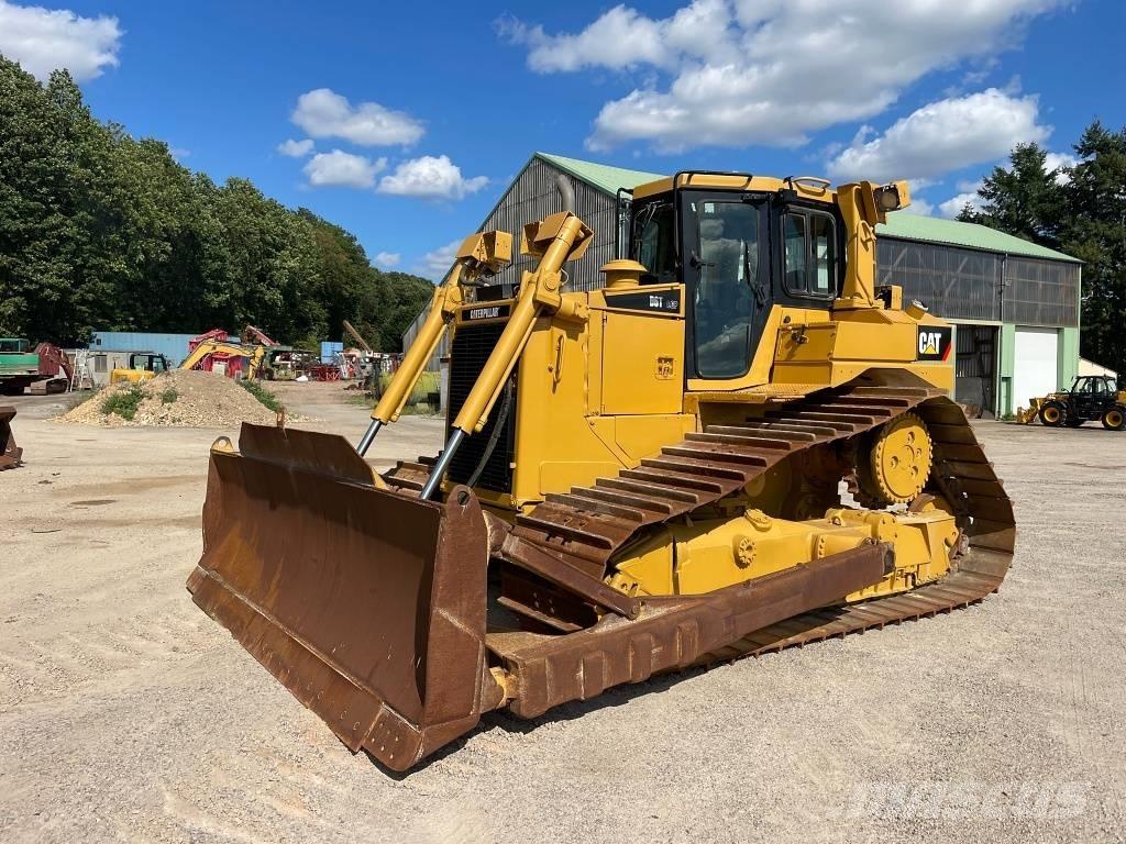 CAT D 6 T LGP Pásové dozéry