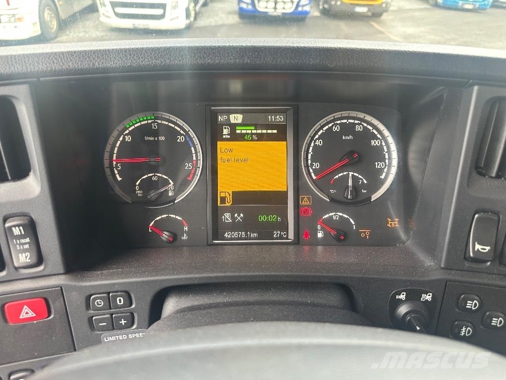 Scania R580 6x2*4 Hákový nosič kontajnerov