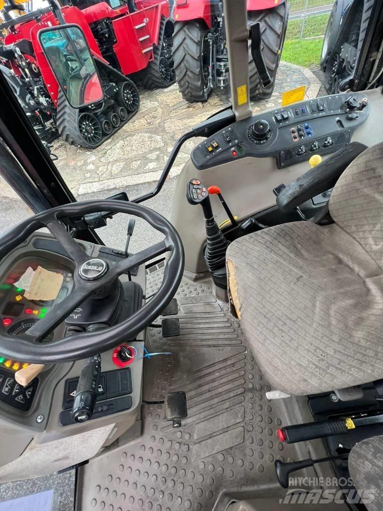 Case IH CS 100 Traktory