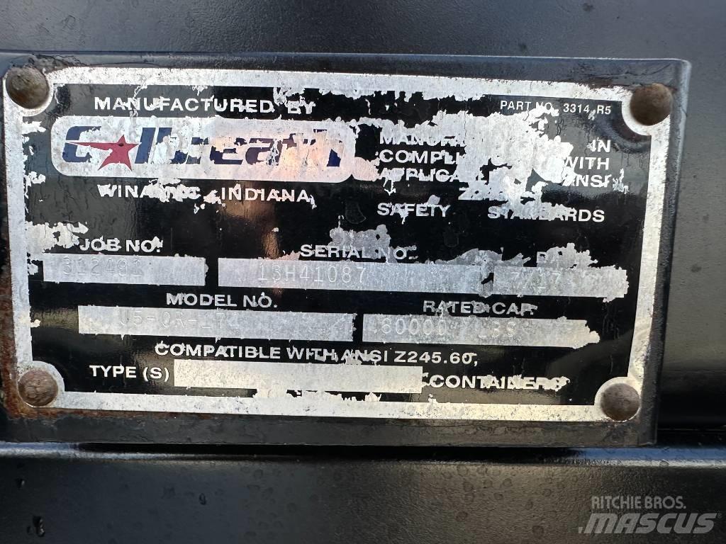 Mack GU813 Lanový nosič kontajnerov