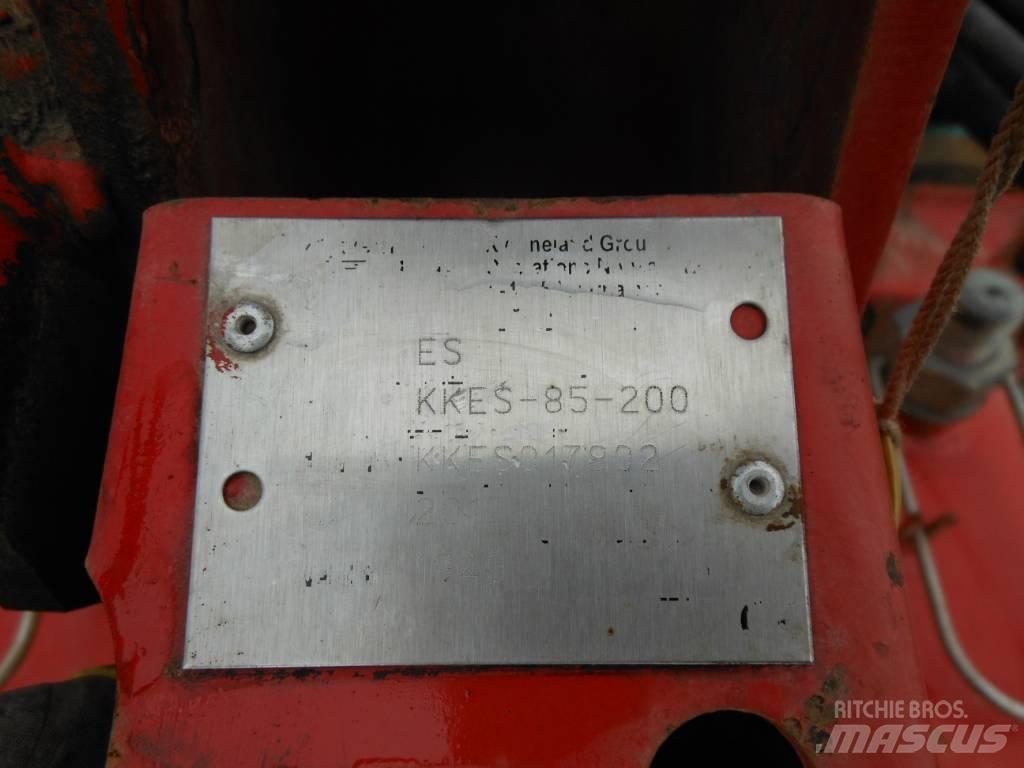 Kverneland ES85 Dvojstranné pluhy
