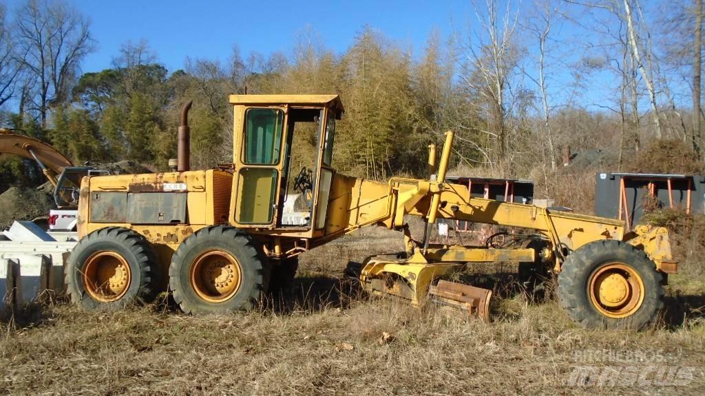 John Deere 672 A Grejdery